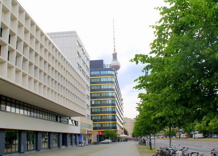 Pangeapeople Hostel & Hotel